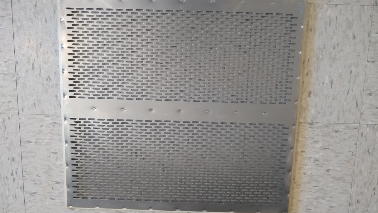 Clipper M2B & Eliminator screen - 24.5" x 22.25" with CROSS SLOTTED holes