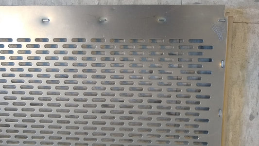 Clipper 7 series screen -34" x 42" with CROSS SLOTTED holes